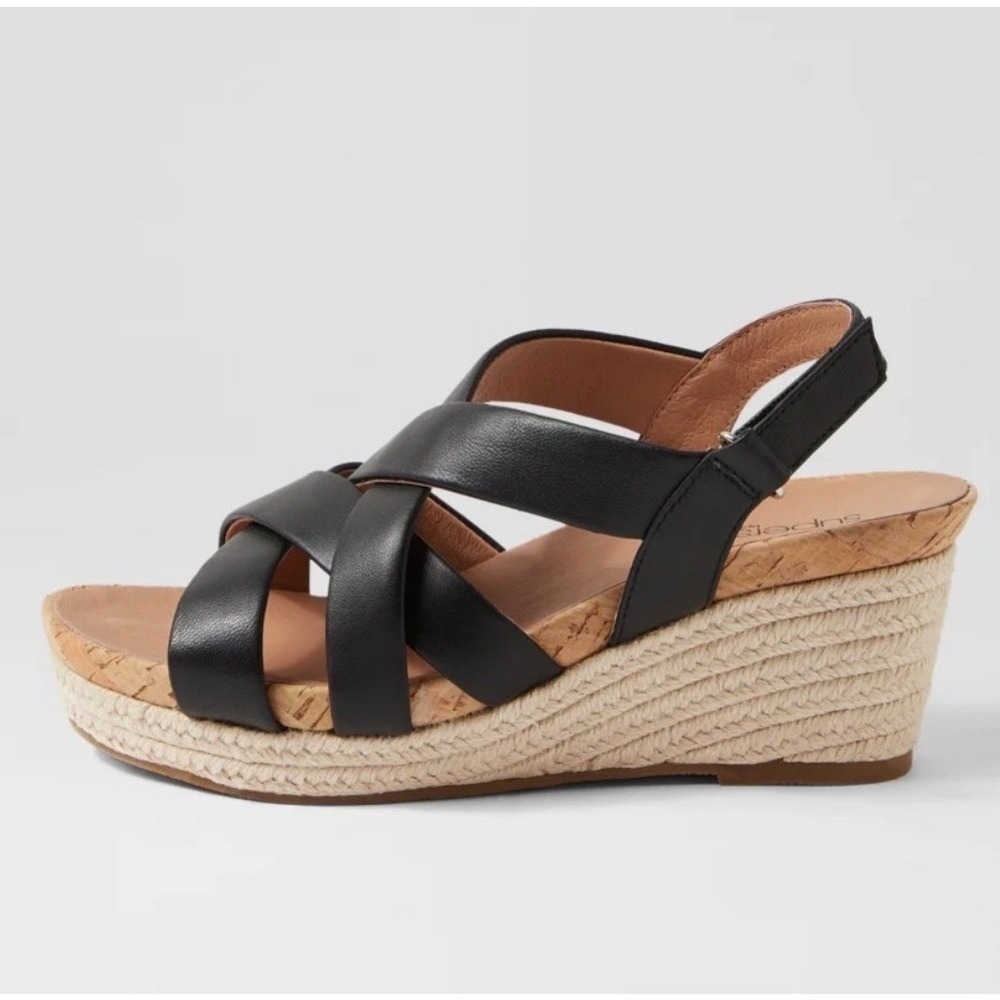CLARKS ARTISAN Black Leather Wedge Sandal Shoe Heel Womens Strappy Espadrille 8‎